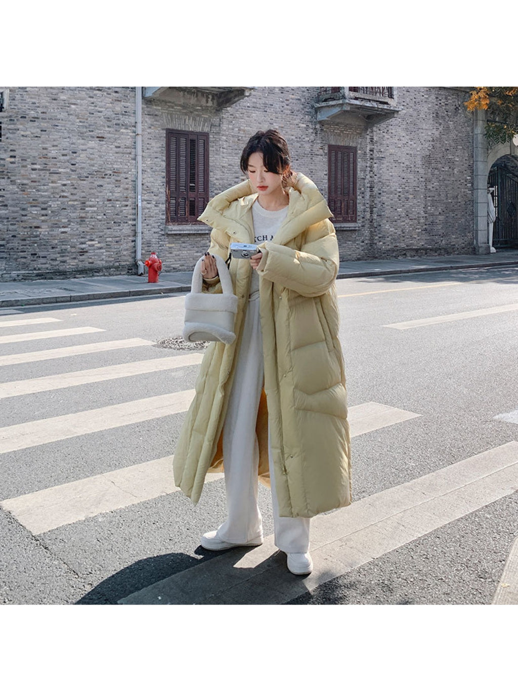 Women'S Cream-Yellow Hooded White duck down Jacket - Thickened Winter Coat with Full-Zip Closure, Long Length & Elegant Casual Style, Premium Quality Duck Down Insulation for Cold Weather