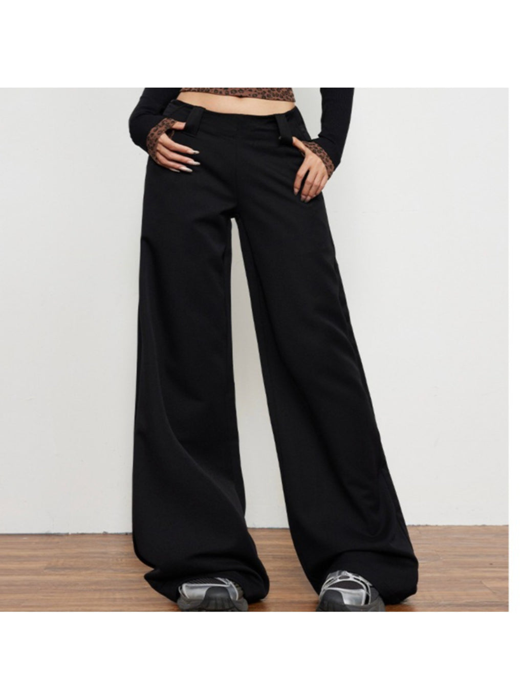 Four Seasons Wear Spice Style Black Low Waist Casual Pants | Drape Loose Straight Leg Wide Leg Suit Pants with Back Flap