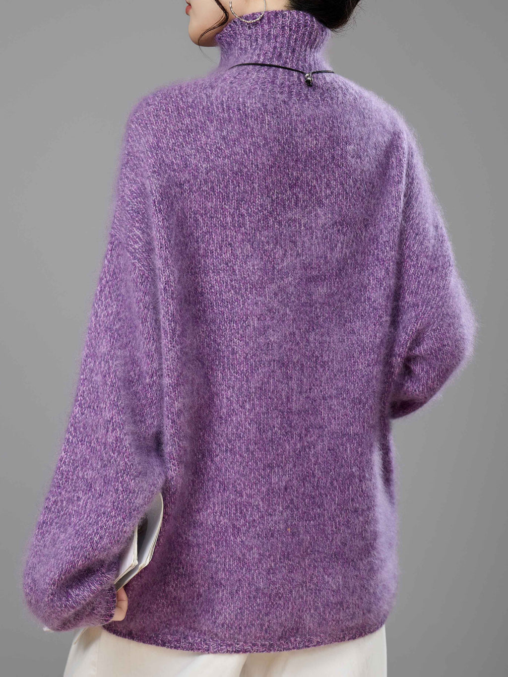 New High-Neck Heavyweight Fleece Wool Sweater for Autumn And Winter 2025, Made of Cashmere And Wool. It'S Casual Yet Elegant, Featuring Cashmere Content And a Plush Feel Comparable to Fleece Cashmere Sweaters