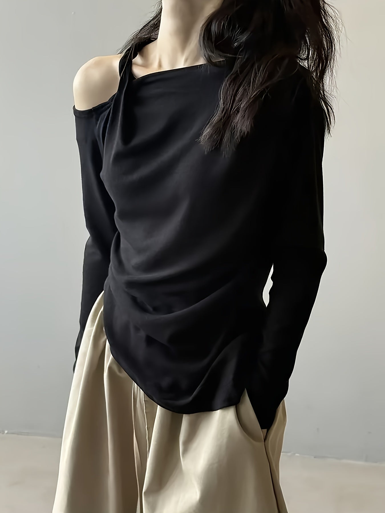 Ladies' Elegant Off Shoulder Long Sleeved T-shirt Top | Irregular Design, Versatile for Banquets, Dates, Festivals, Daily Life, Leisure, Celebrations, Tourism