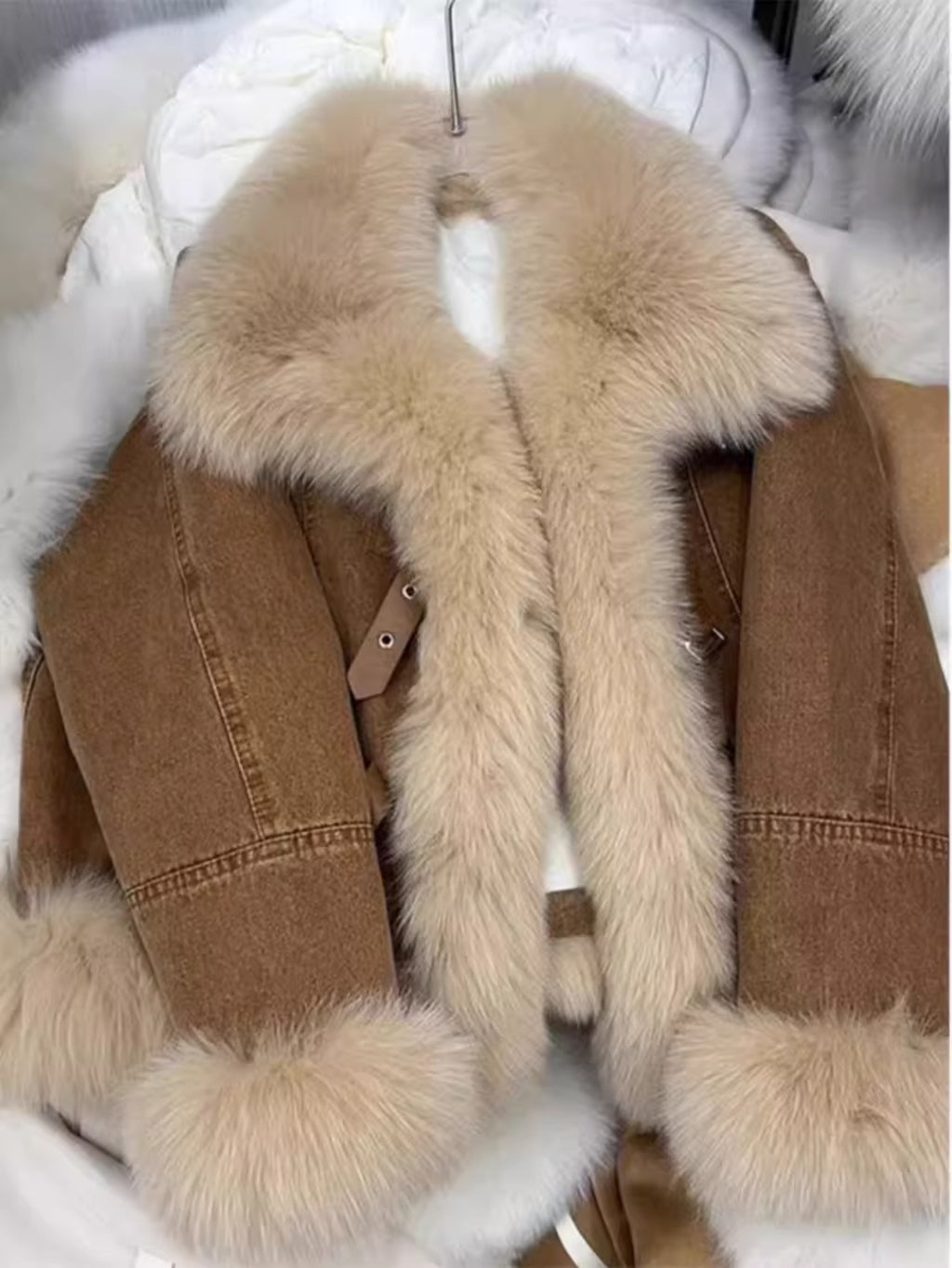 Thick Fleece Collar Designer Denim Jacket | Winter Fleece Coat, Single-Breasted Front, Machine Washable Style Outerwear