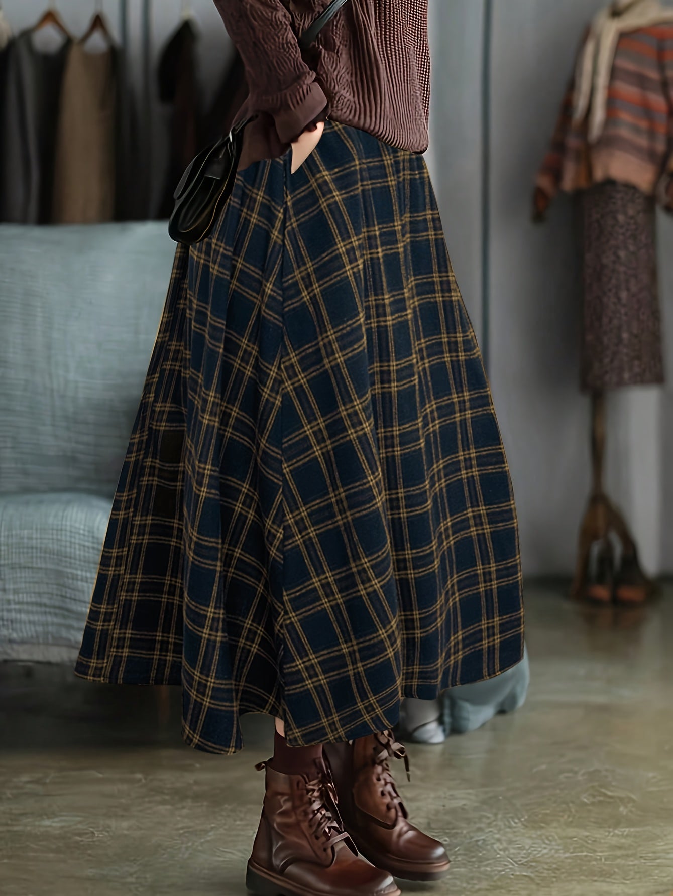 Vintage Plaid Skirt | Coffee-Colored High-Waist Flared A-Line, Mid-Length Forest-Style Versatile Skirt That Is Slim-Fitting And Hip-Covering, Ideal for Autumn and Winter