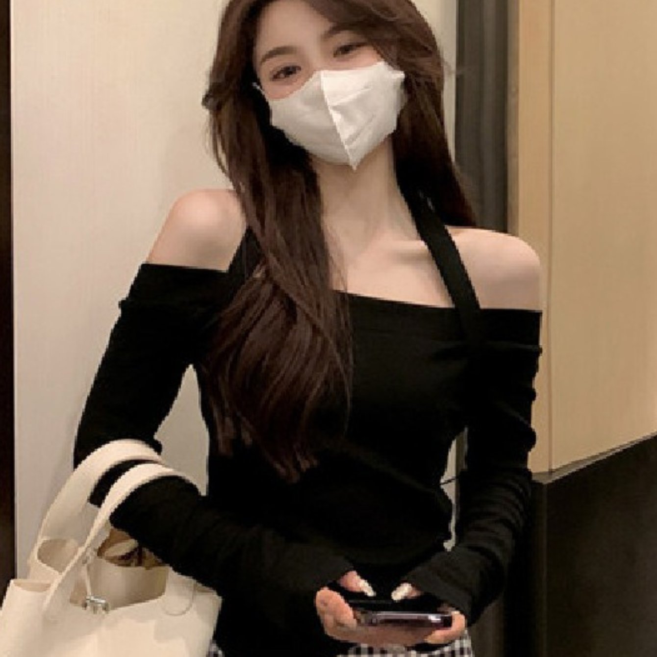 Women'S Y2K-Inspired Off-the-Shoulder Long-Sleeve T-Shirt - Ribbed Cropped Fitted Top with Contrast Color Blocking, Solid & Layered Look, Spring\Autumn Casual to Semi-Formal Wear, Versatile Everyday to Special Occasion Shirt