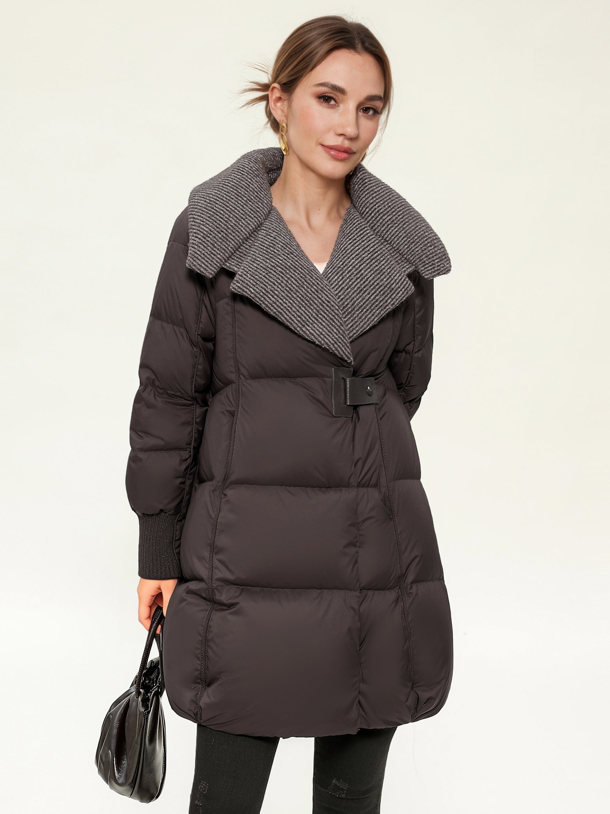 Korean-Style Design for Commuting And Casual Wear, Featuring a Coffee Color Block with a Cinched Waist, This New Autumn And Winter