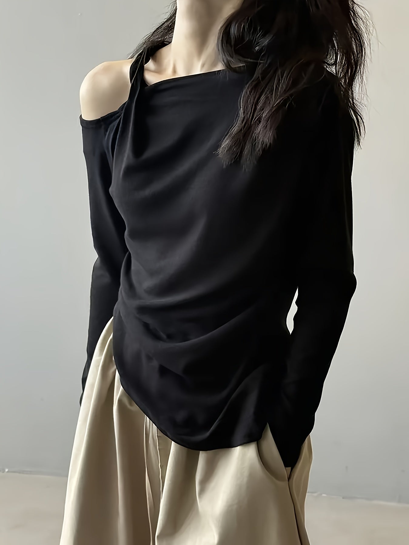 Ladies' Elegant Off Shoulder Long Sleeved T-shirt Top | Irregular Design, Versatile for Banquets, Dates, Festivals, Daily Life, Leisure, Celebrations, Tourism