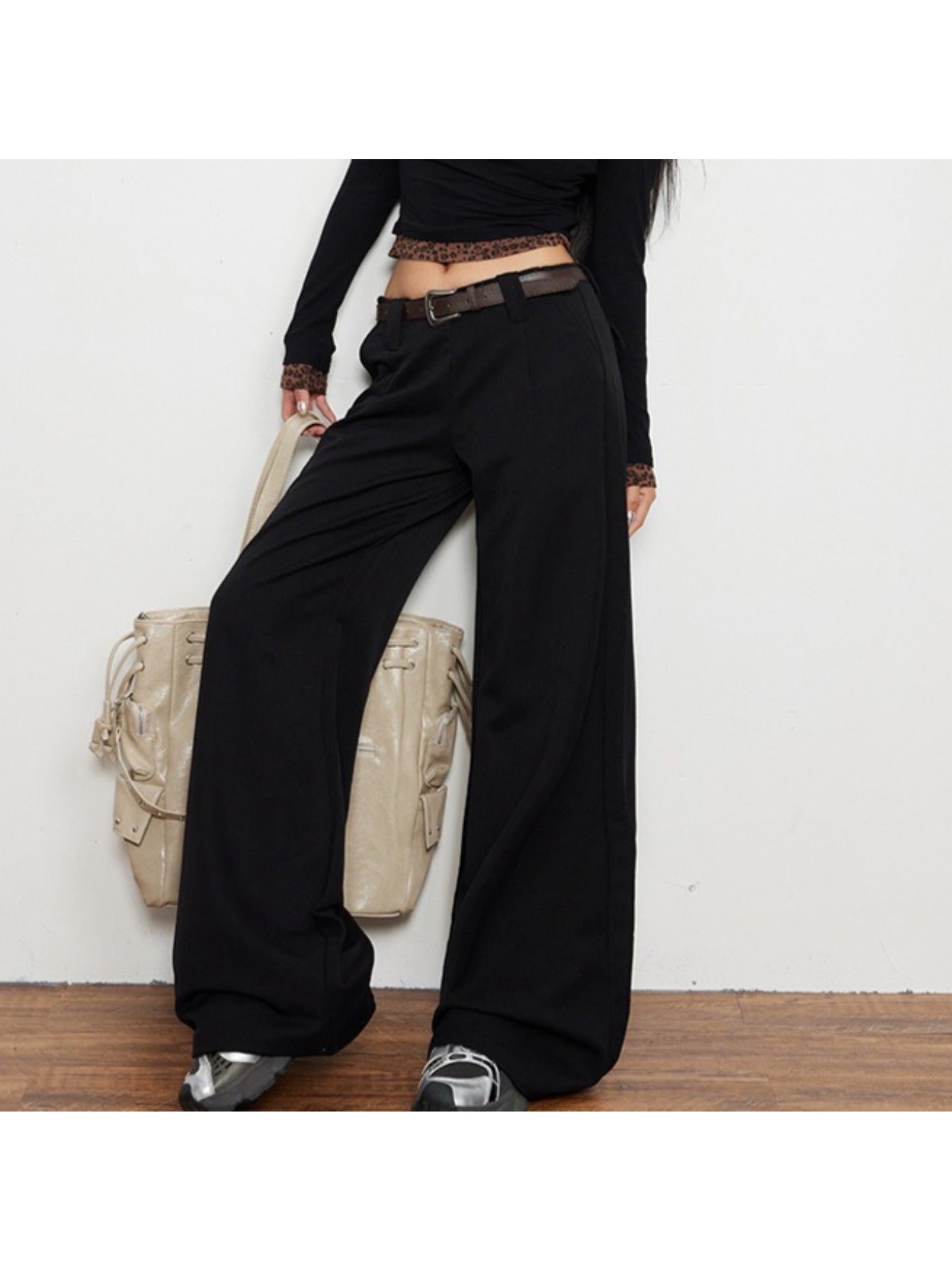Four Seasons Wear Spice Style Black Low Waist Casual Pants | Drape Loose Straight Leg Wide Leg Suit Pants with Back Flap