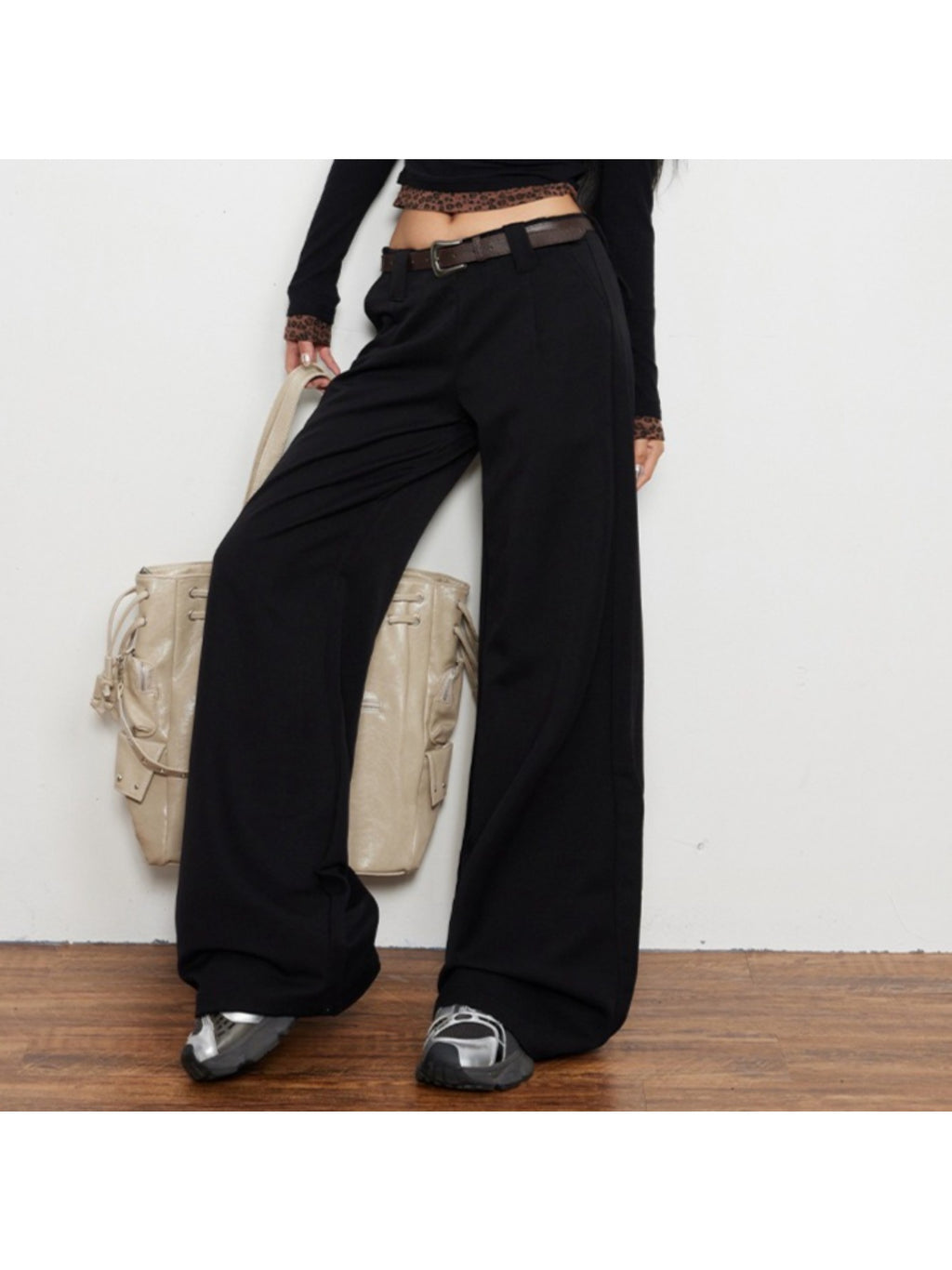 Four Seasons Wear Spice Style Black Low Waist Casual Pants | Drape Loose Straight Leg Wide Leg Suit Pants with Back Flap