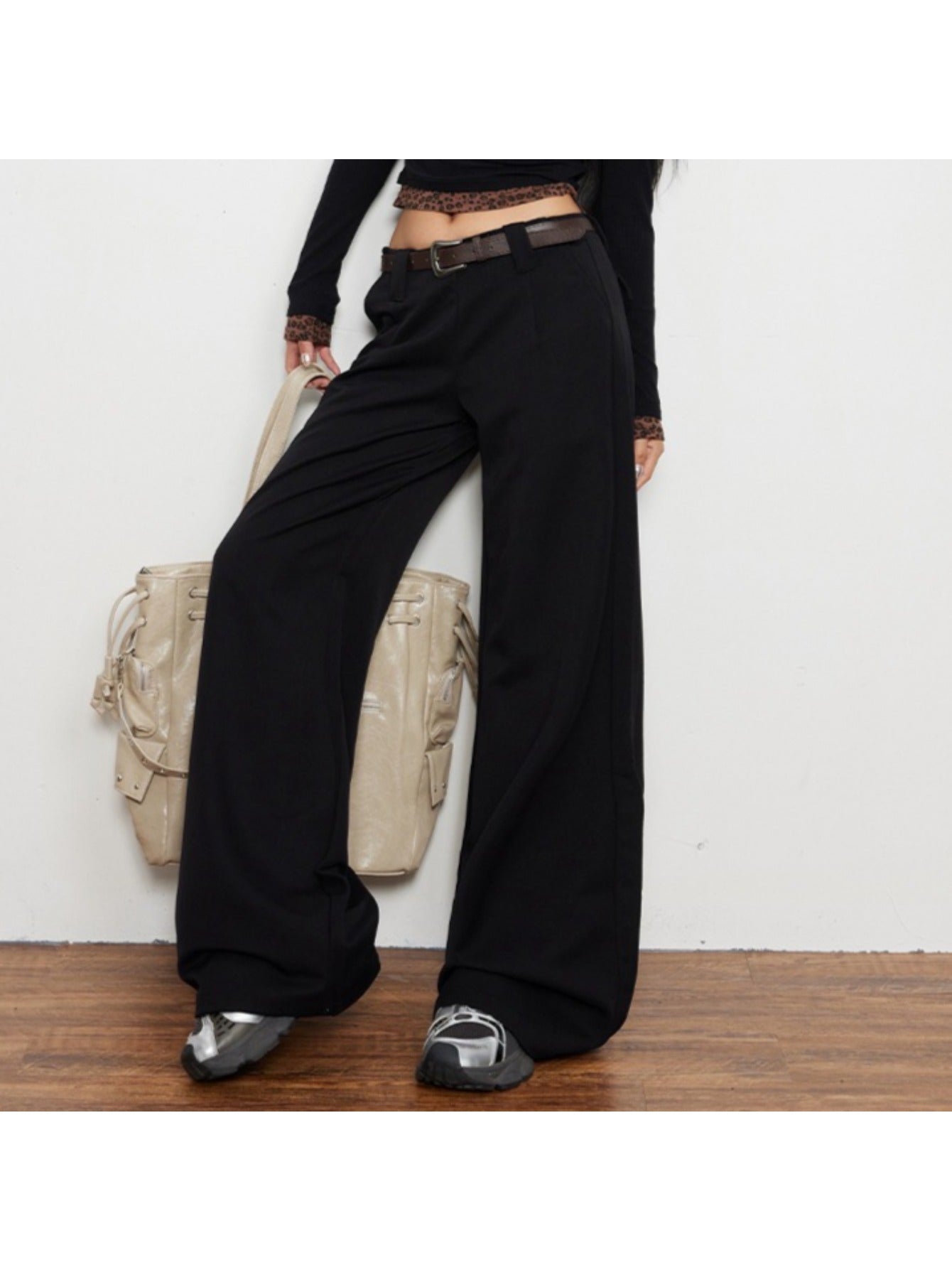 Four Seasons Wear Spice Style Black Low Waist Casual Pants | Drape Loose Straight Leg Wide Leg Suit Pants with Back Flap