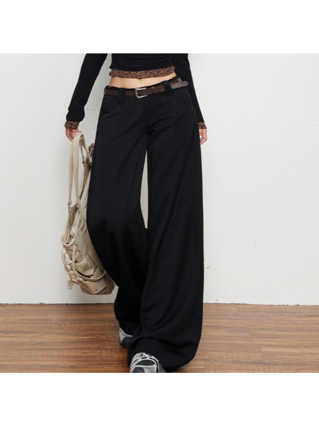 Four Seasons Wear Spice Style Black Low Waist Casual Pants | Drape Loose Straight Leg Wide Leg Suit Pants with Back Flap