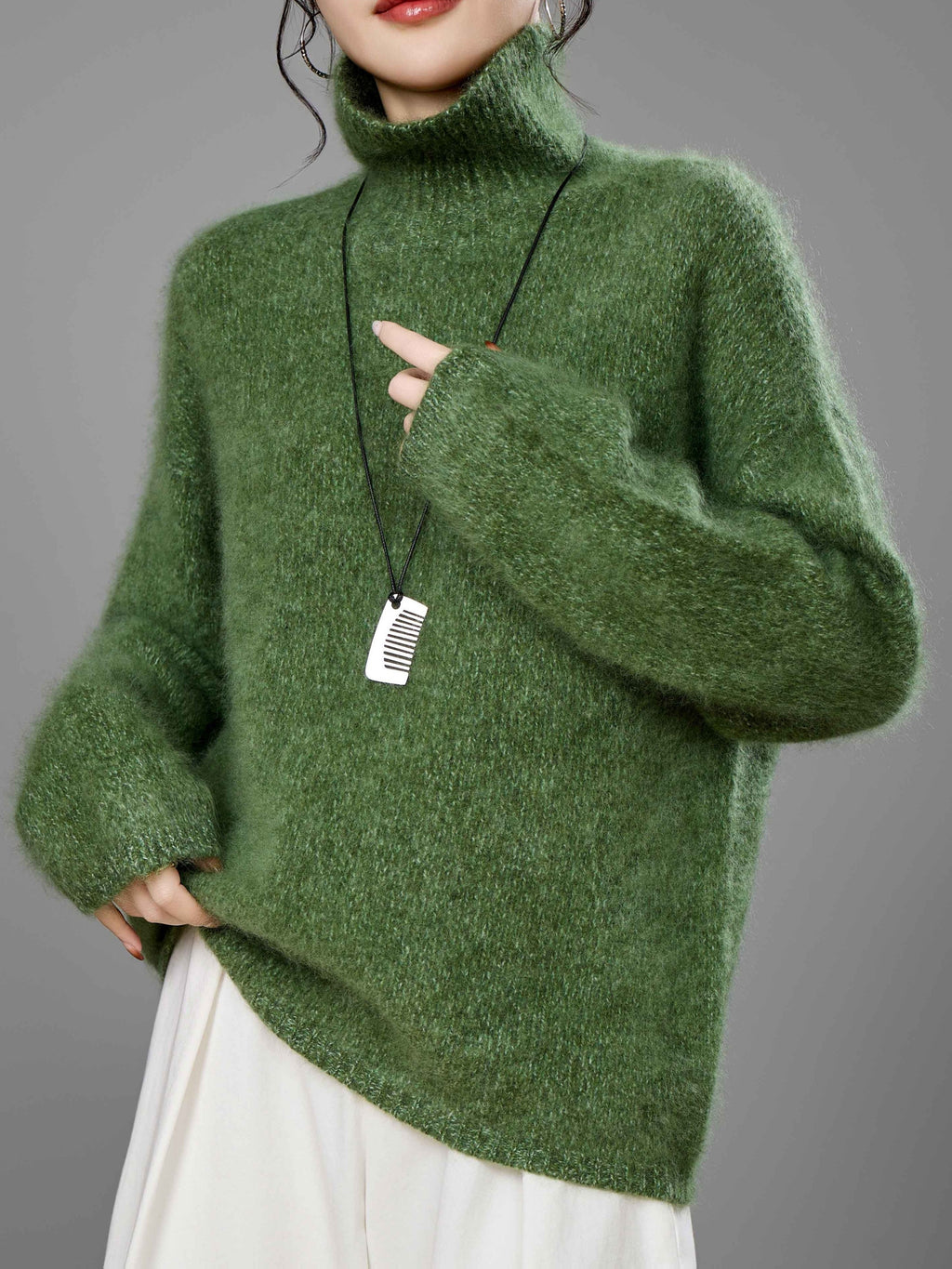 New High-Neck Heavyweight Fleece Wool Sweater for Autumn And Winter 2025, Made of Cashmere And Wool. It'S Casual Yet Elegant, Featuring Cashmere Content And a Plush Feel Comparable to Fleece Cashmere Sweaters