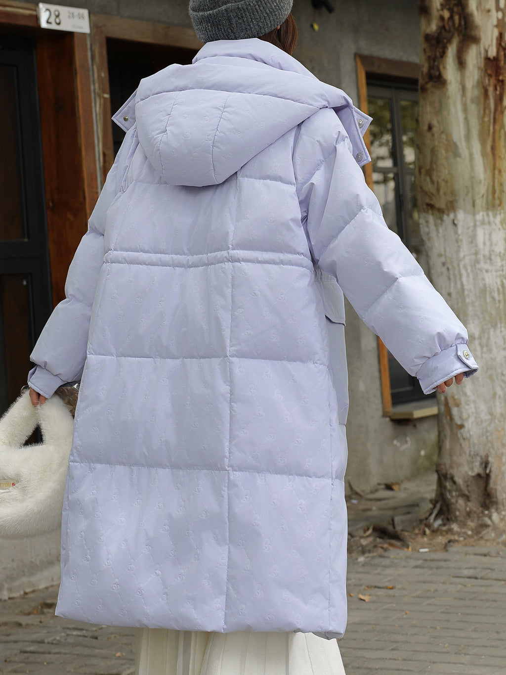 Plus Size, Korean Women's Oversized Puffer Jacket, Loose Fit White Duck Down Jacket